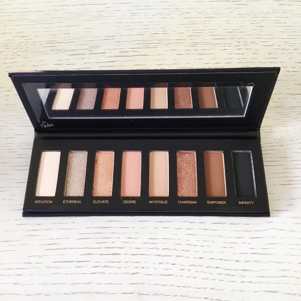 Karmela Defiance Eyeshadow Palette